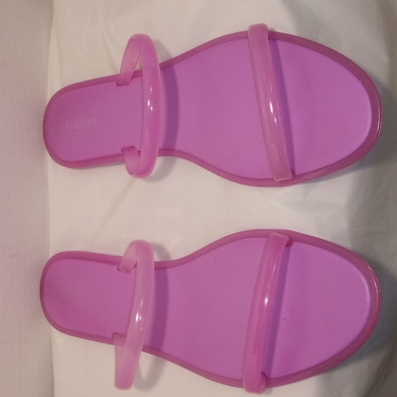 Forever 21 Shoes - FOREVER 21 SLIDE SANDALS